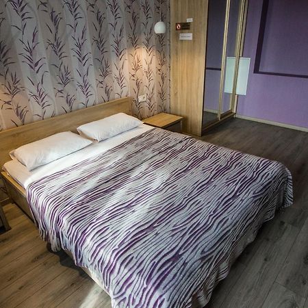 Solo Apartment Dragomanova Kiev Eksteriør bilde