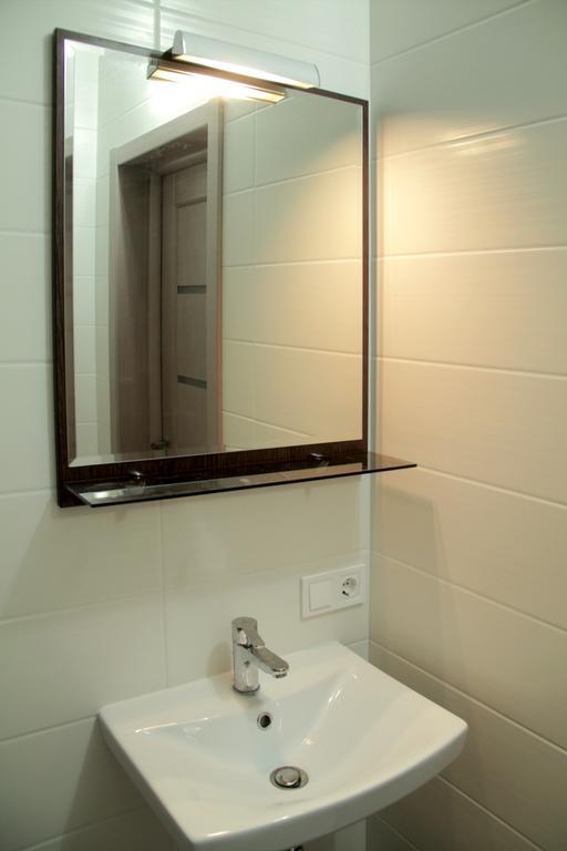 Solo Apartment Dragomanova Kiev Rom bilde
