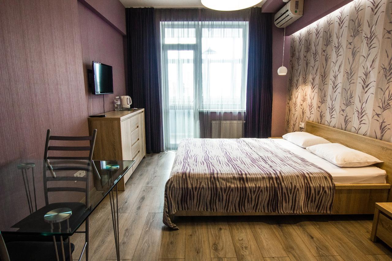 Solo Apartment Dragomanova Kiev Eksteriør bilde