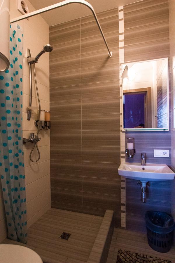 Solo Apartment Dragomanova Kiev Eksteriør bilde